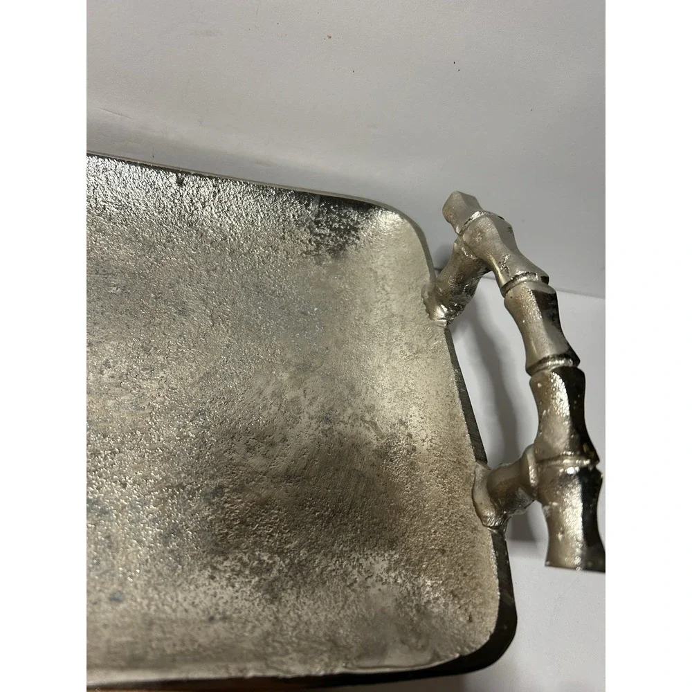 Silver‎ Aluminum Tray With 